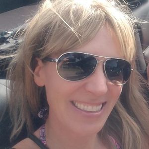 Meet your Posher, Marci